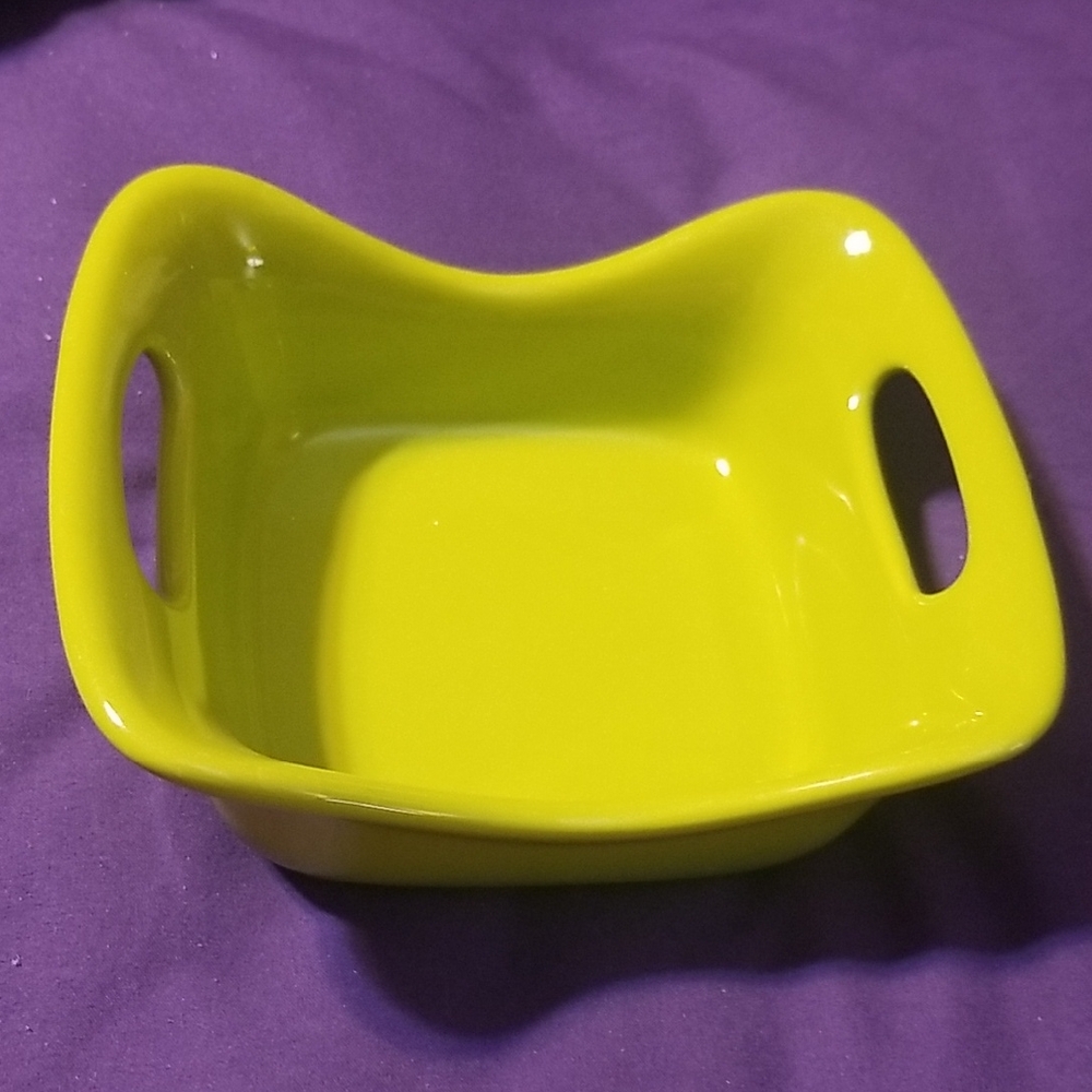 RACHEL RAY 10 Oz. Serving Dish, Pea Green, Micro, Oven, Dishwasher Safe H016